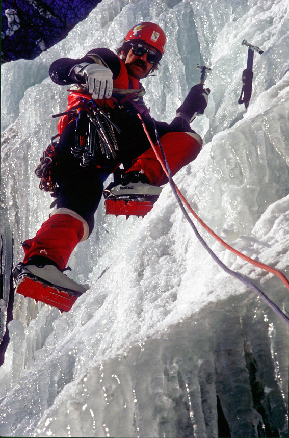 Edis hat unzählige Erstbegehungen im Eis absolviert Foto: Privat